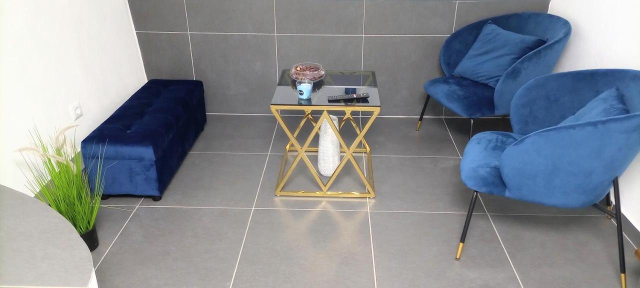 Апартаменти Casa Incrivel Refugio Lieva ,Piscina , Jacuzzi Exterior E Zona Kids Нелаш Екстер'єр фото